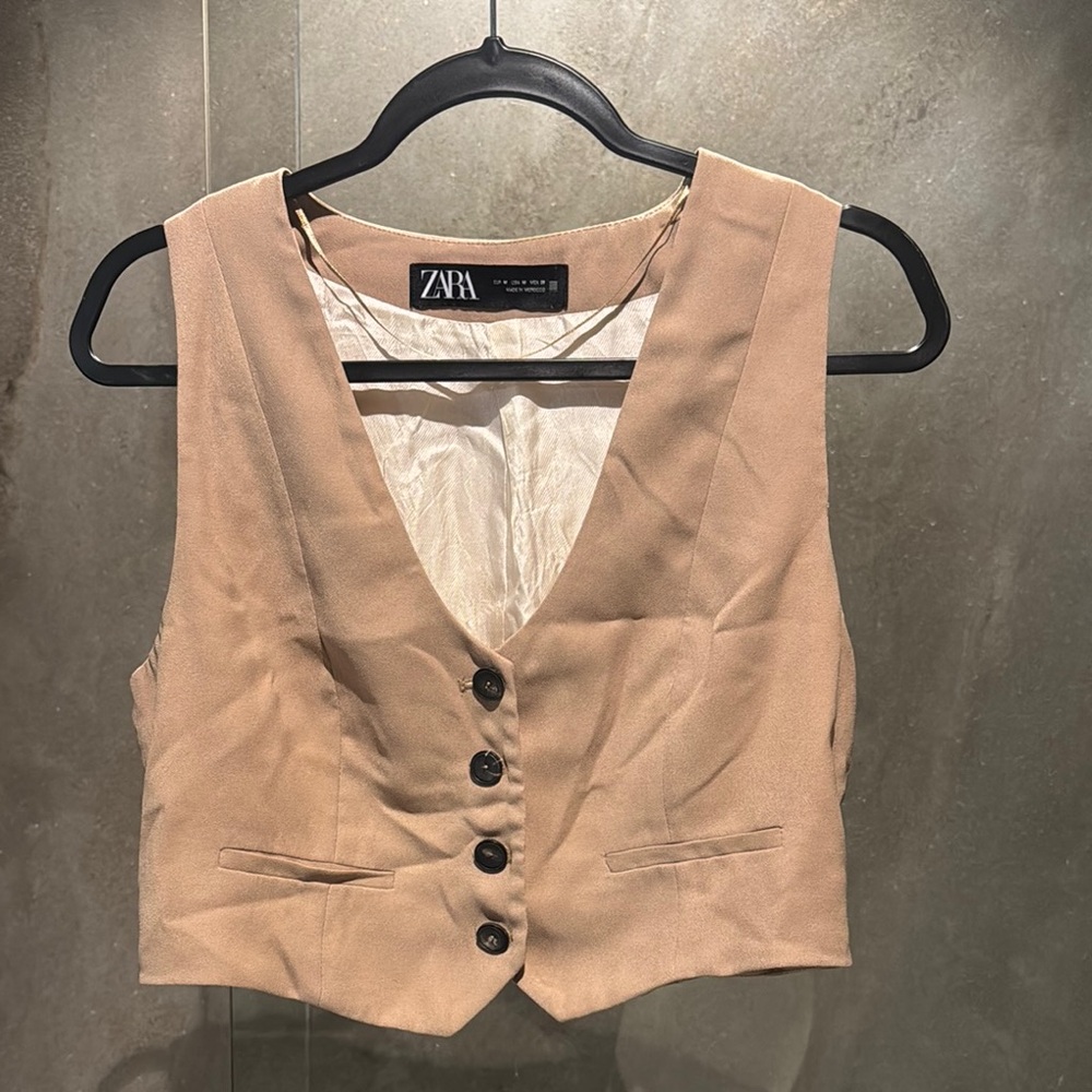 Zara Tan Sleeveless vest